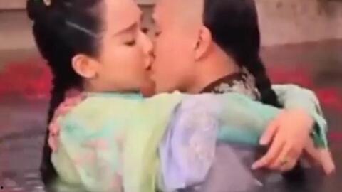 杨紫床吻戏,情感升温，甜蜜瞬间曝光