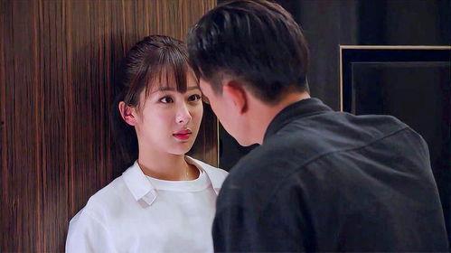 杨紫床吻戏,情感升温，甜蜜瞬间曝光