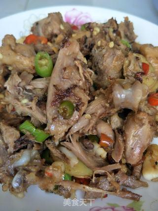 手撕鸭图片,传统美食的精致演绎