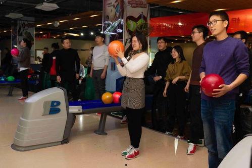 裸体保龄球在线观看